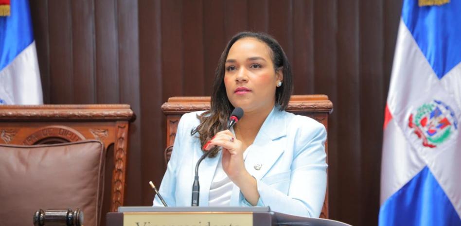 Por ruido de los diputados, detienen lectura de proyecto de ley que aumentaría impuestos