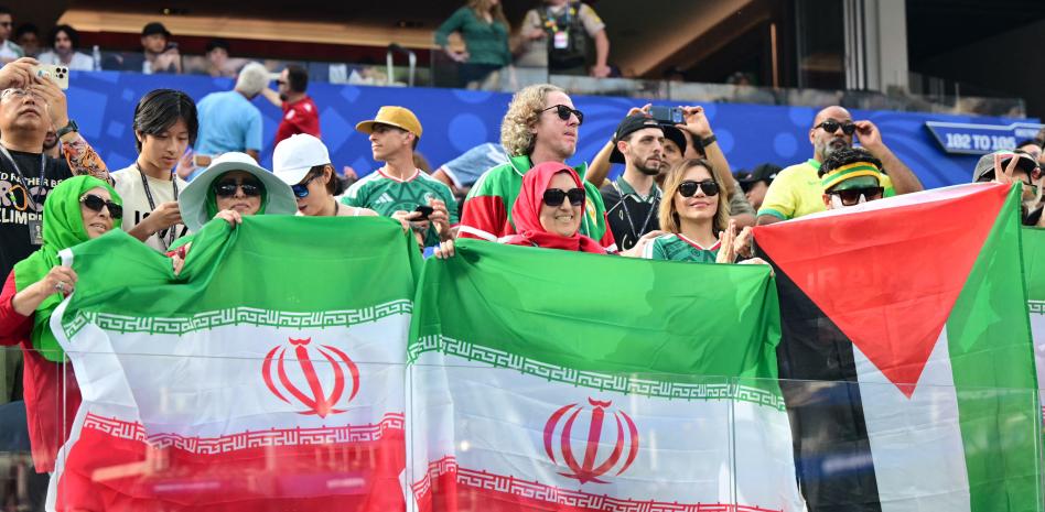 Irán dice que el trato recibido por su selección es una "mancha" de la historia del Mundial