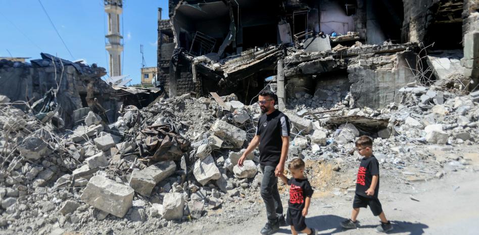 Israel y Hezbolá pactan un alto al fuego en Líbano, con el acuerdo EEUU-Irán en vilo