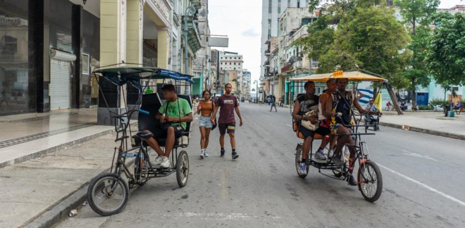 Cuba aprueba en una semana su mayor paquete de reformas económicas en al menos 15 años