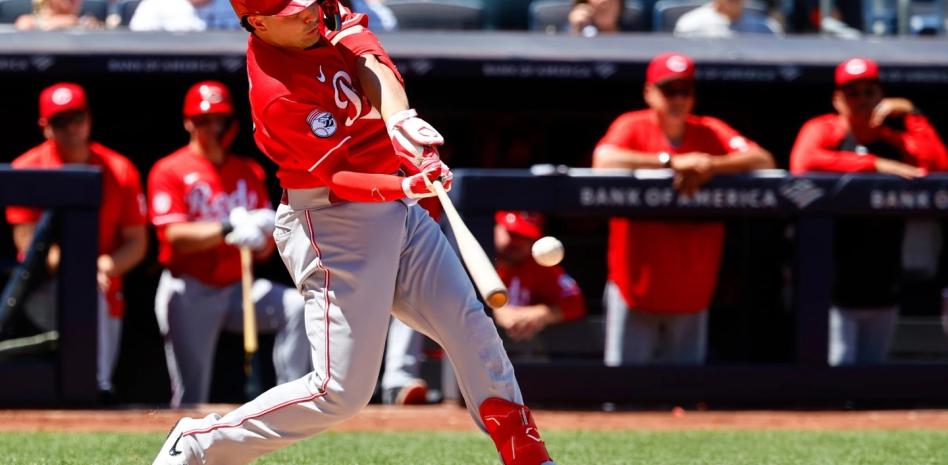 Sal Stewart remolca seis carreras y Cincinnati aplasta 10-2 a los Yankees