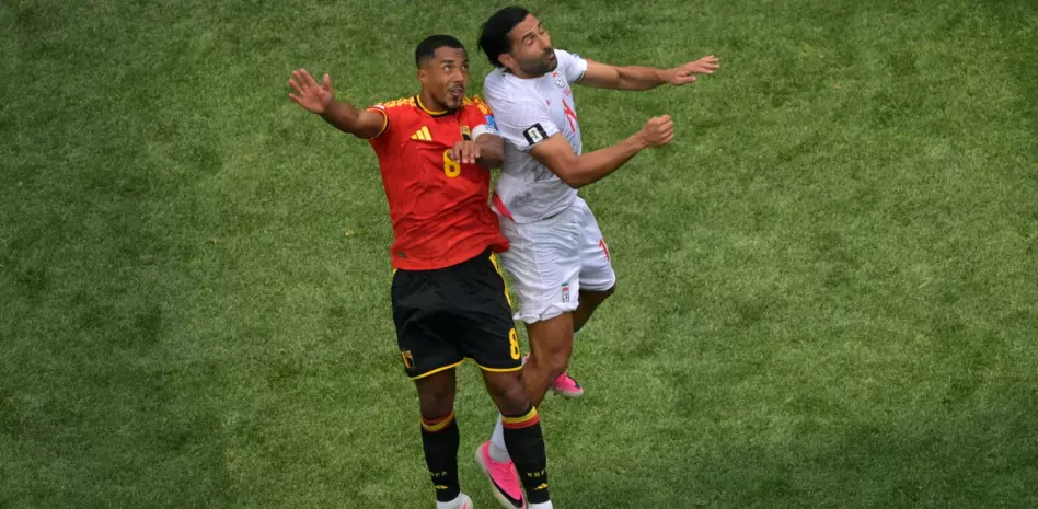 Irán empata sin goles con Bélgica, que termina con 10 jugadores en el Mundial