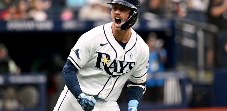 DeLuca jonronea para conducir a los Rays a superar Nacionales 4-3