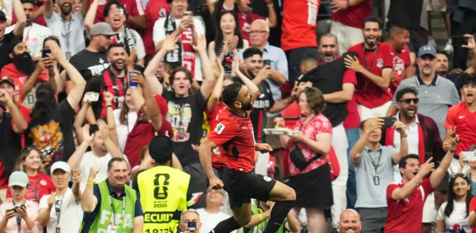 Salah marca y Egipto supera 3-1 a Nueva Zelanda en su primer triunfo en un Mundial