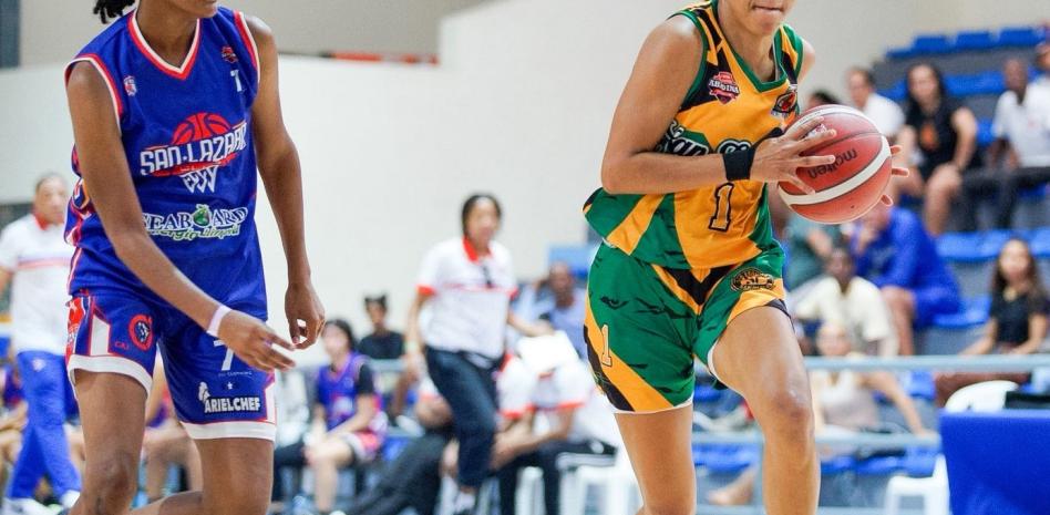 Yadira Marte anota 22 y San Carlos gana primero en inicio de final TBS DN femenino