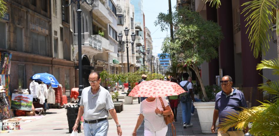 Falta de iluminación nocturna atemoriza a residentes de la Ciudad Colonial