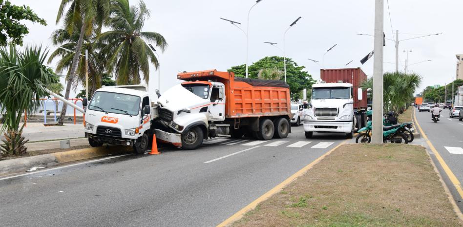Sindicatos del transporte proponen un frente nacional ante la "pandemia vial" en RD