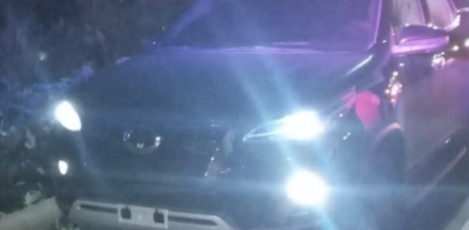 Encuentran muerto a un oficial de la ARD dentro de vehículo en Santo Domingo Este