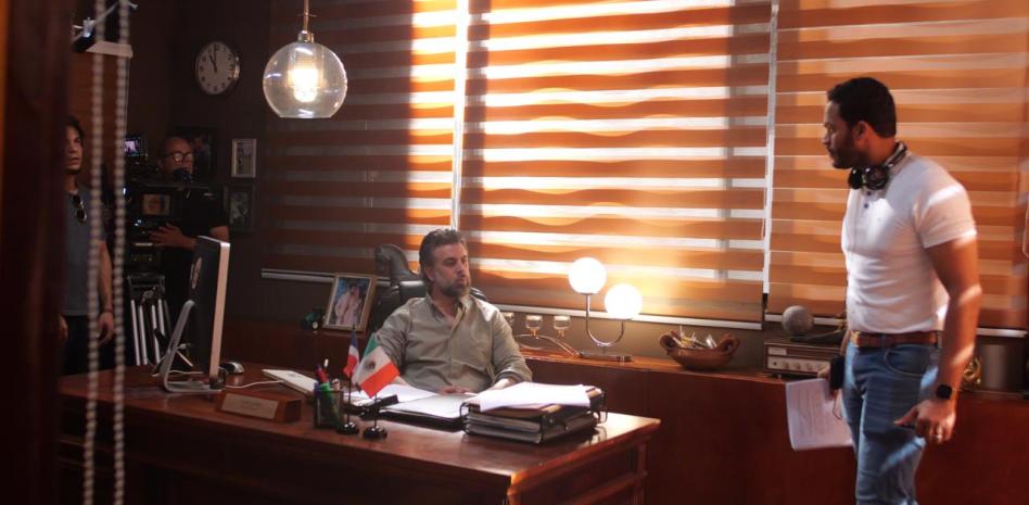 Actores Grettell Valdez y Christian de la Campa llegan al país para protagonizar “Frank & Ana”