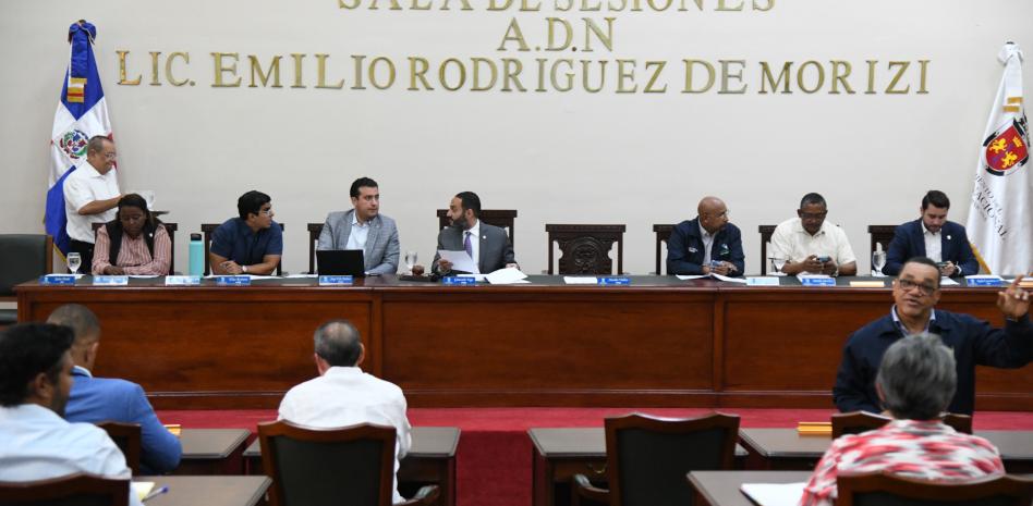 Plan piloto limitará el horario de circulación de vehículos pesados en el DN