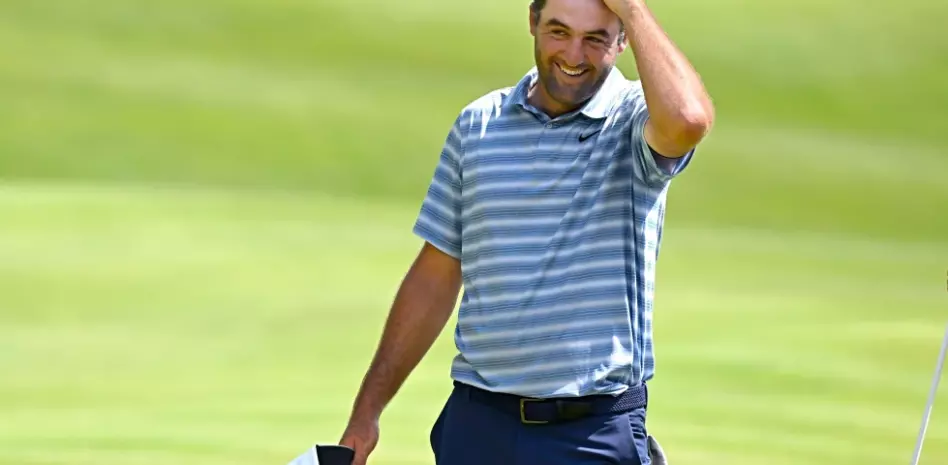 Scheffler toma la cima en el Travelers Championship con una ronda de 60