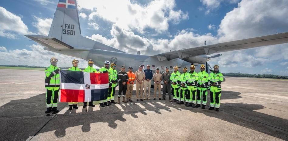 Gobierno dominicano manda otro equipo de rescatistas a Venezuela