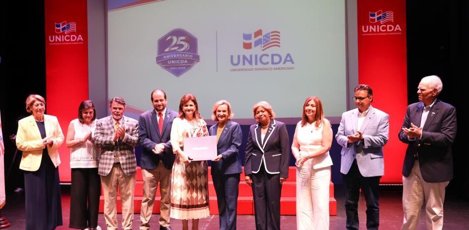 La Universidad Domínico Americano conmemora su 25.º aniversario