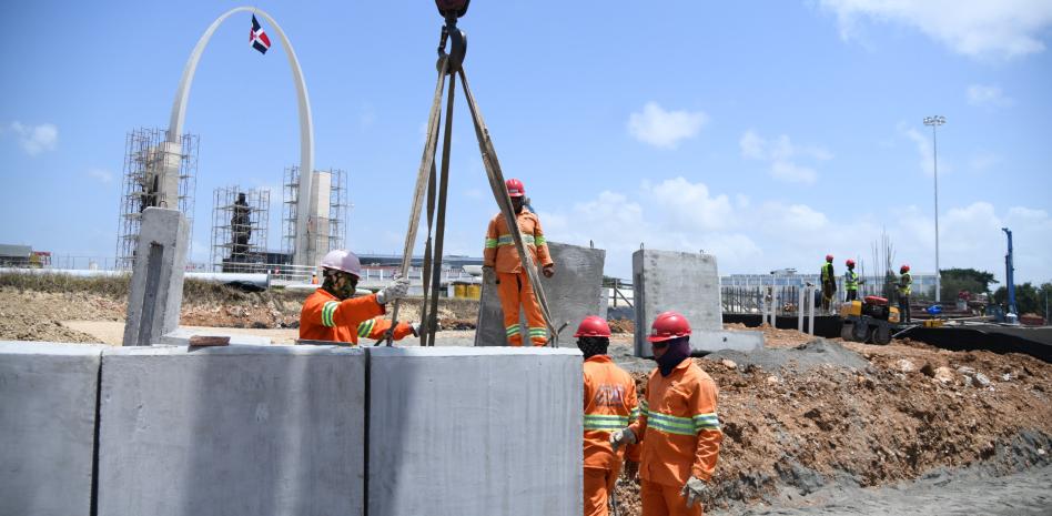 Avanzan a toda marcha los trabajos del túnel en la Plaza de la Bandera