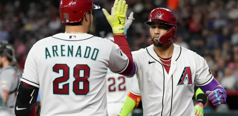 Ketel Marte conecta vuelacercas por cuarto juego seguido y Arizona vence a Gigantes