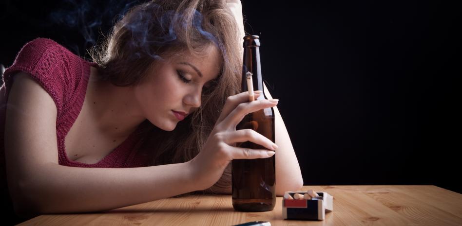 Adicciones en femenino: la brecha invisible que está cobrando vidas