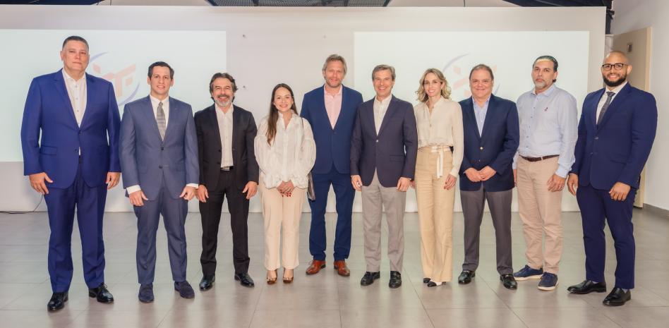 Reeligen a Marco Cabral como presidente de la Asociación de Zonas Francas del Cibao
