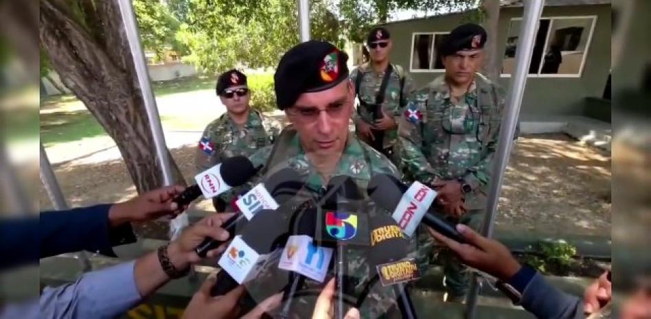 VIDEO: Comandante del Ejército realiza recorrido por unidades fronterizas en provincias Elías Piña y Dajabón