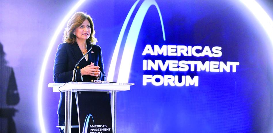 Vicepresidenta destaca posicionamiento del país como uno de los principales destinos de inversión