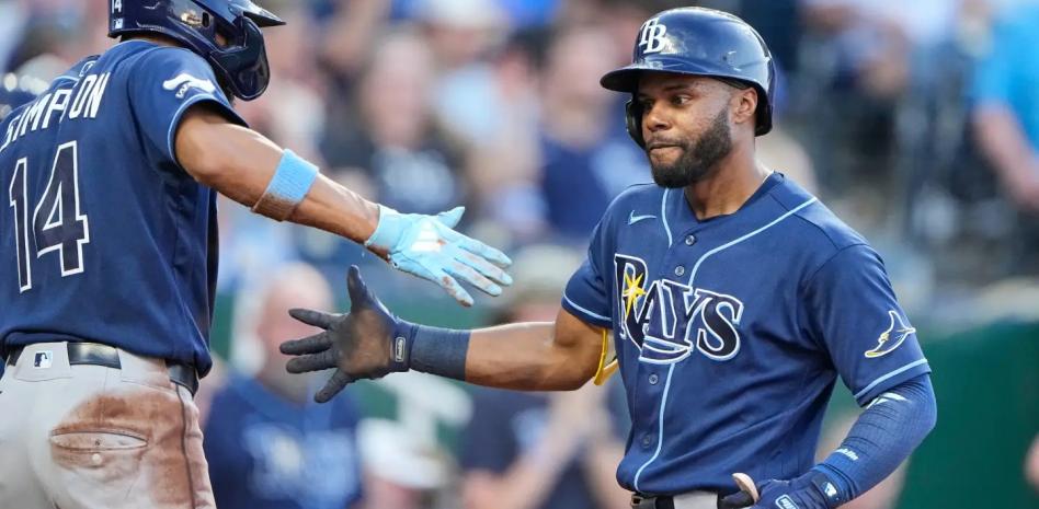 Reales detienen racha jonronera de Caminero, pero no a los Rays de Tampa