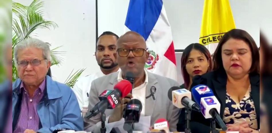 VIDEO: Colegio Médico Dominicano convoca paro nacional tras presunto atropello judicial