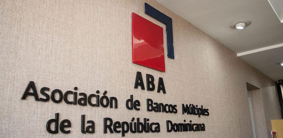 ABA califica de “perjuicio nacional” nuevo impuesto a las transferencias bancarias