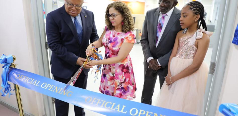 Inauguran un centro de operaciones para responder a emergencias de salud en el Caribe