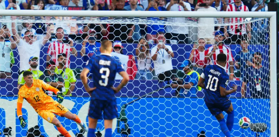 Francia avanza a cuartos, Mbappé vuelve a marcar para eliminar a Paraguay