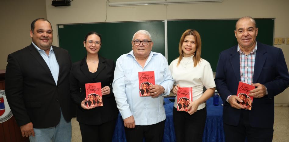 Santiago Almada presenta su novela "Los otros cuerpos"
