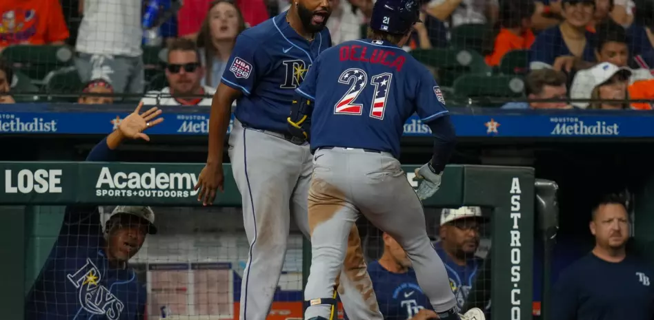 Álvarez decide con segundo jonrón de la noche, Caminero: 11 cuadrangulares en 11 juegos