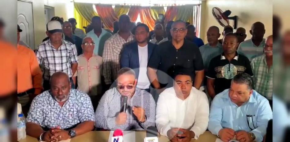 VIDEO: El grupo G-12 del transporte garantiza que no aumentará el precio del pasaje