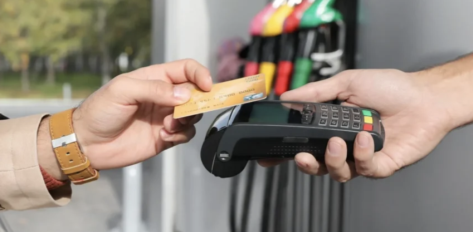 Detallistas de combustibles esperan reunión con el gobierno para acuerdo sobre verifones