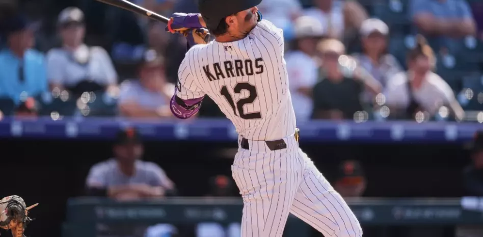 Karros da jonrón en el 8vo y Rockies vencen a Gigantes a pesar de dos Hrs. de Devers