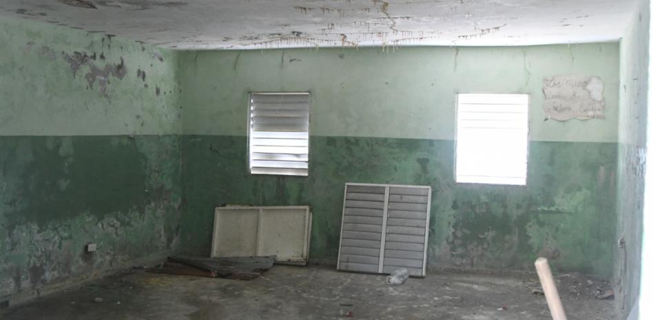 La escuela básica Gregorio Luperon de San Luis “se cae a pedazos”
