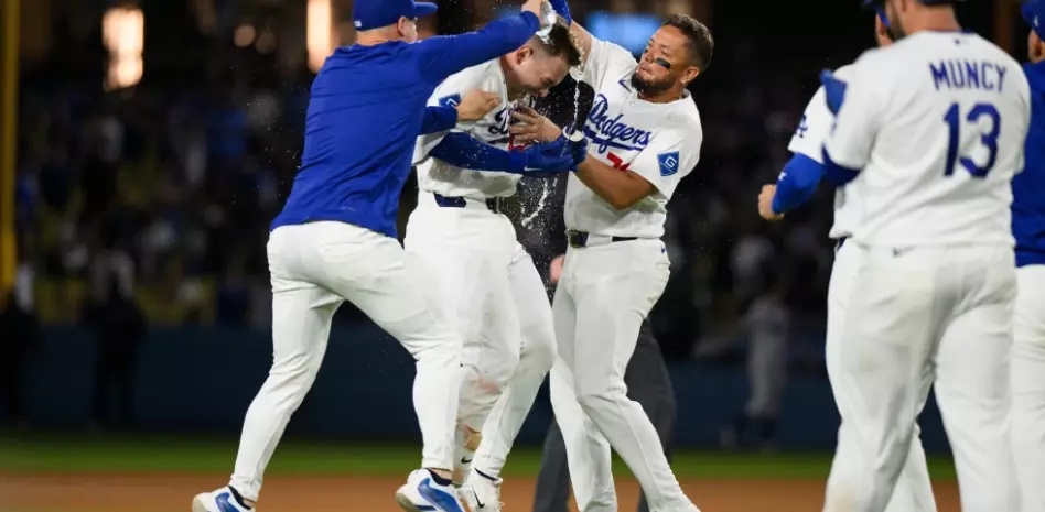 Rushing define en la 11ma, Dodgers remontan y vencen a los Rockies, Ohtani da HR 299