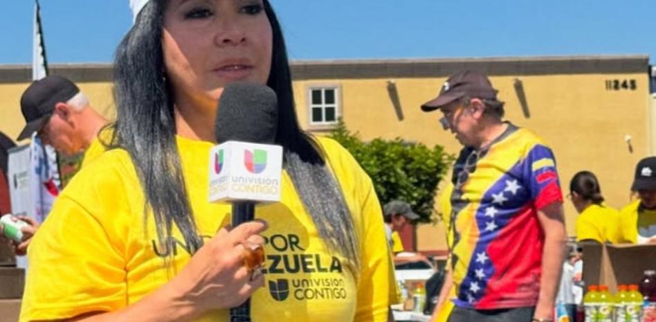 Carolina Sandoval sufre crisis en transmisión en vivo por “intensa carga emocional” tras la tragedia