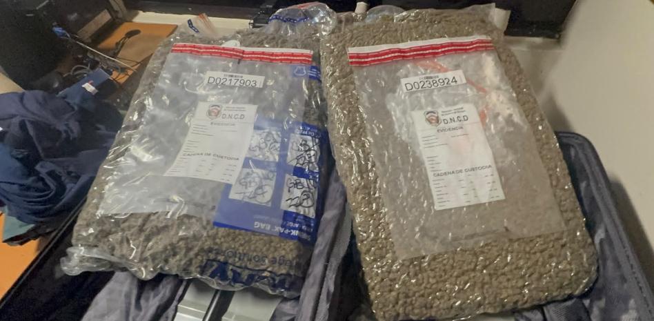 Ocupan maleta con 28 libras de marihuana traída de Nueva York por el aeropuerto Las Américas