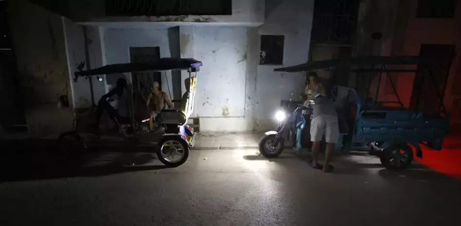 Cuba restablece el servicio eléctrico tras 36 horas de apagón nacional