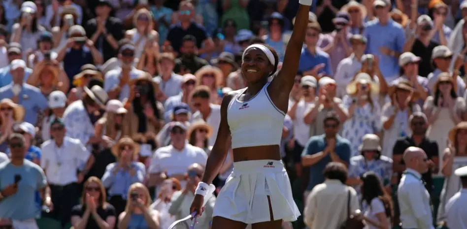 Gauff se impone a Pegula y avanza por primera vez a las semifinales de Wimbledon
