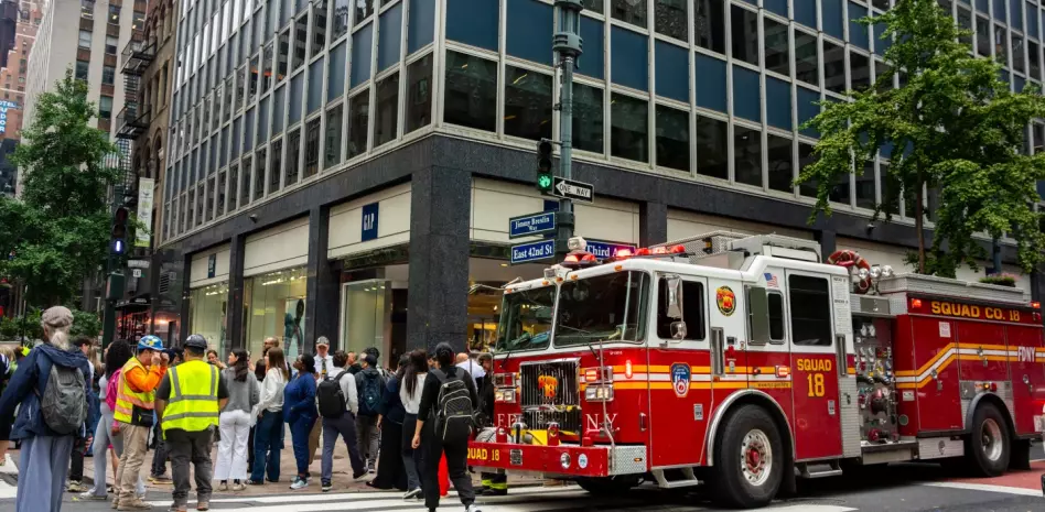 Nueva York: alrededor de 400 niños son evacuados por caida de ladrillos en Manhattan