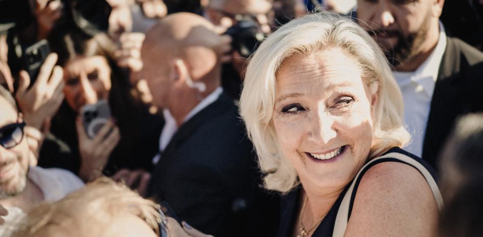 Marie Le Pen será candidata, pese a su condena con un brazalete electrónico