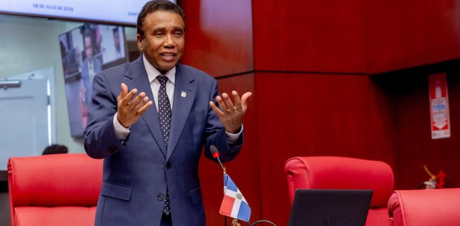 Senador propone sanciones por difamación sean económicas y hacer vistas públicas por Código Penal