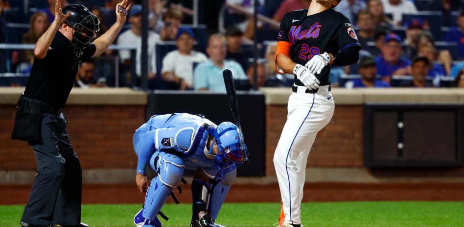 Pelotazo a Young con las bases llenas pone a los Mets en la ruta del triunfo