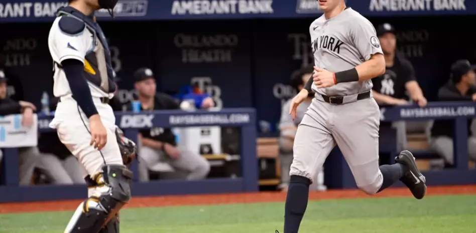 Rice batea 2 cuadrangulares, Yankees vencen a los Rays para dividir la serie