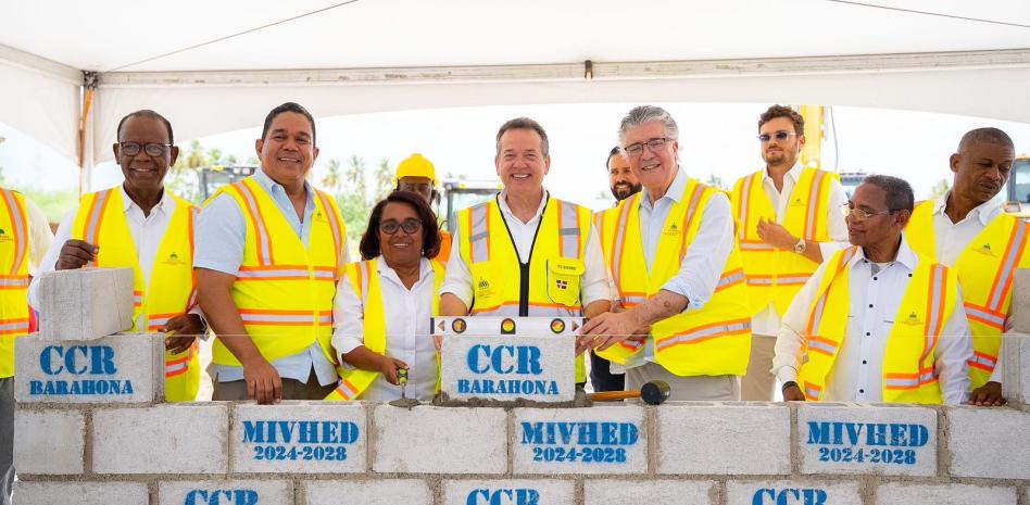 Ministerio de Vivienda inicia construcción de centro de corrección en Barahona