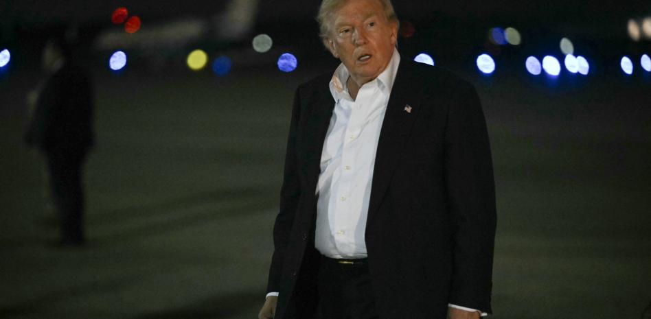 Trump mantiene que el alto al fuego ha "terminado" pero acepta seguir conversando con Irán
