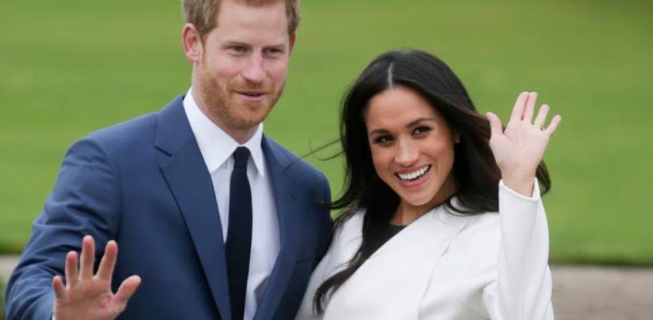 Carlos y Camilla reciben a Enrique, Meghan e hijos