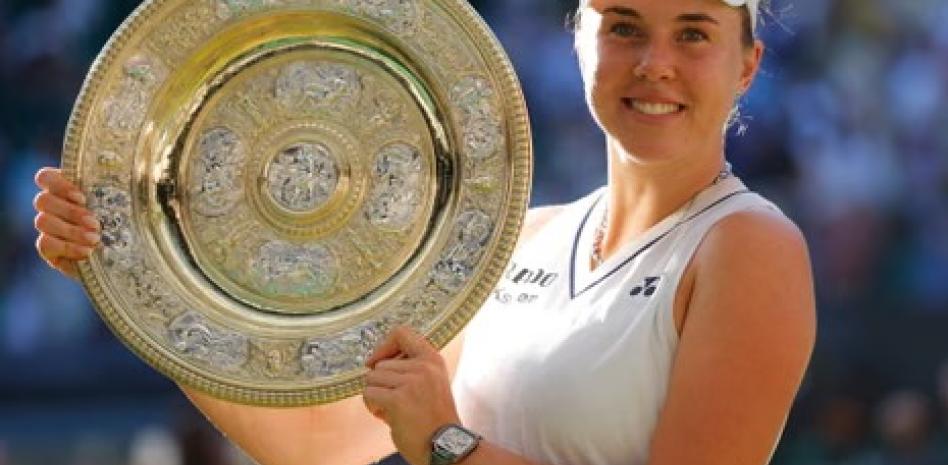 Linda Noskova supera a Karolina Muchova y conquista Wimbledon