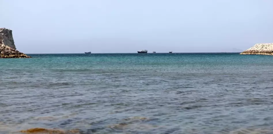 Irán informa de avances en conversaciones con Omán sobre el tránsito seguro por Ormuz