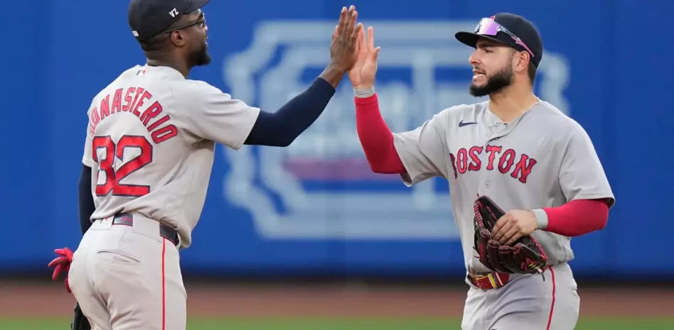 Monasterio y Yoshida pegan jonrones de 2 carreras y Medias Rojas vencen 4-0 a Mets; Soto de 3-0